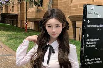 http://155.fun的导航不光带我看瓜，还教我怎么做吃瓜大师！