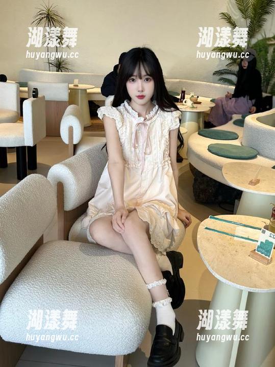 听听在17c吃瓜官网，今天又有什么瓜能让我直呼“太精彩！”