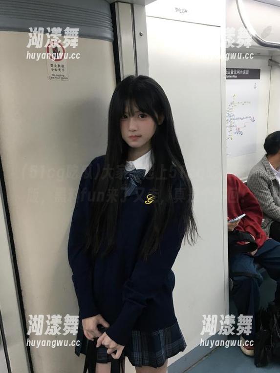 51cg吃瓜 大家一起上51cg吃瓜苹果版,黑料fun来了又走,真是个轮回!