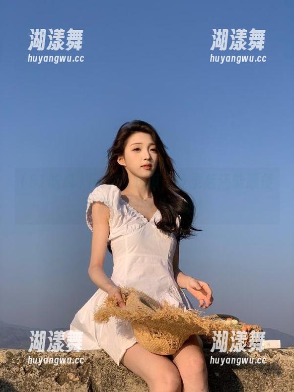 下载51吃瓜，登录后还能顺便挖掘邻居的八卦哦！