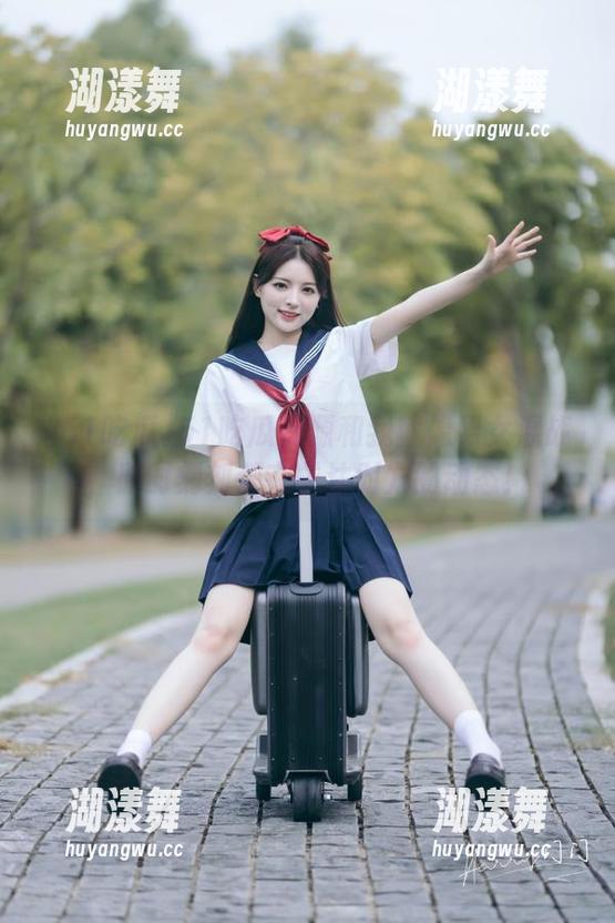 51吃瓜资源和我就像男女混战，时时刻刻都在关注对方的动态！