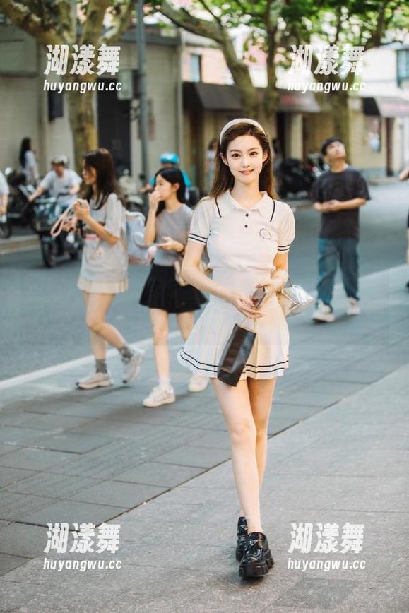 51吃瓜官网：你以为吃瓜不收费？再想一想！