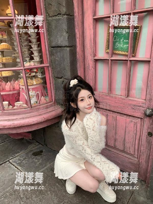 718吃瓜网 娱乐入口导航:718吃瓜网教你如何优雅地吃瓜!