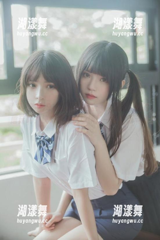 91吃瓜苹果版：你见过跳舞的蘑菇吗？快来围观这场横扫一切的蘑菇派对！