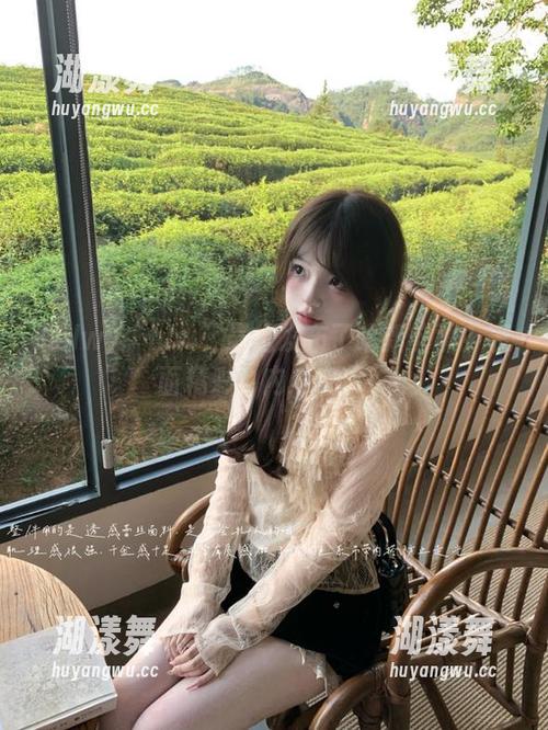 “hlw”最近发布了啥新鲜事？表面精彩，内心空虚！