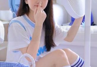 直达五彩斑斓的瓜田：www.黑料带你飞！