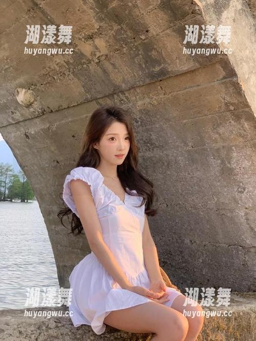 有人说‘zztt15’发布的瓜像巧克力，抚慰心灵，我只能说，贼甜！