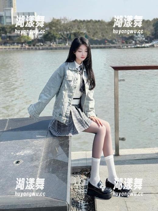 zzztttsu 万篇长征黑料不打烊zzztttsu搞事了!新更新刺激我的下巴,你们上次傻眼吗?
