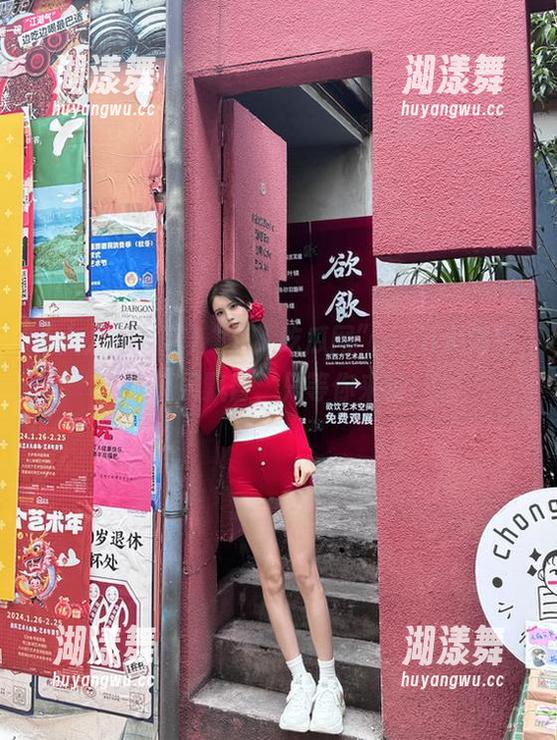 人人吃瓜网 “人人吃瓜网”app大揭秘!瓜果飘香,只等你来啃!