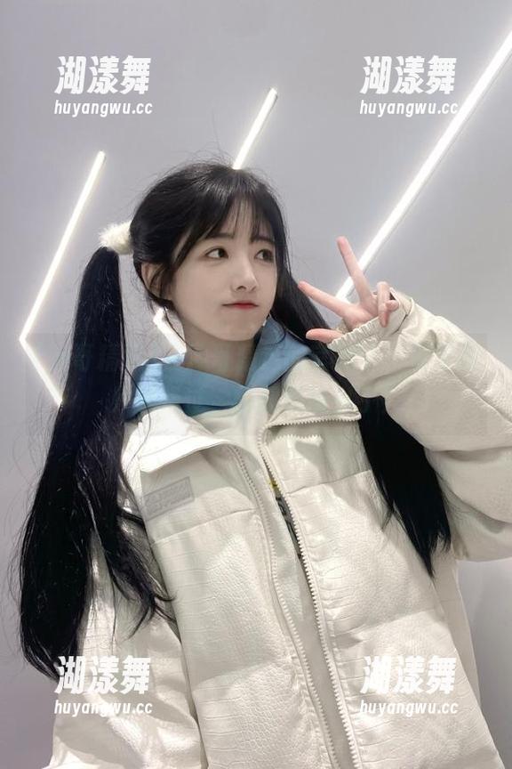 冲哥精选 在冲哥精选的官网上,你可能只是路过,却被瓜吸引了!