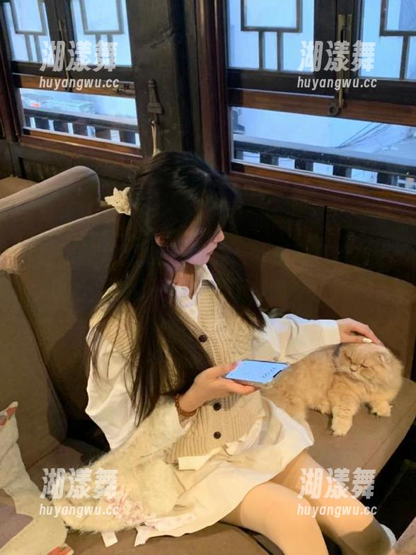要想跟上热潮，吃瓜网免费在线观看，搭配一份嘴巴不停的专注力！