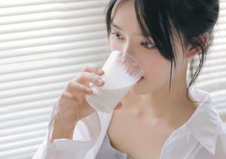 传送门真的是神奇，快来下载吃瓜网，不然又错过好戏！