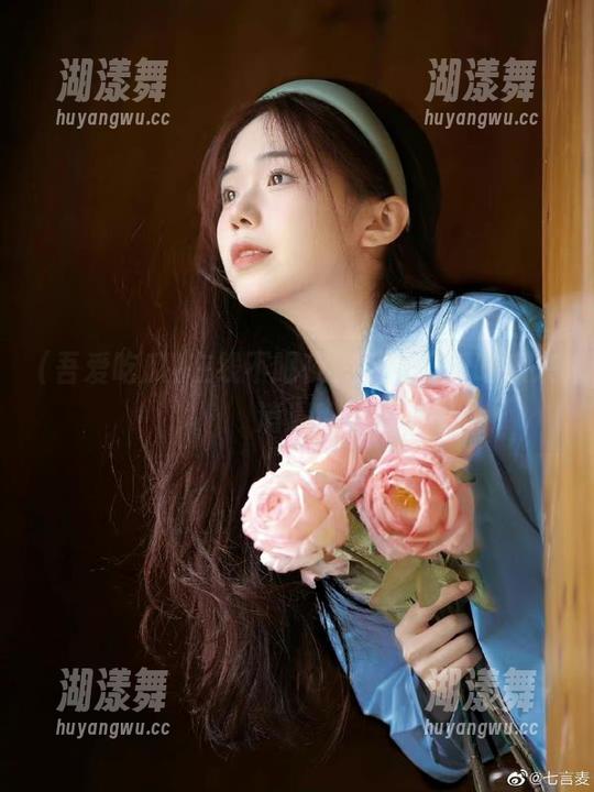 在线不眠夜，下载吾爱吃瓜来消遣！