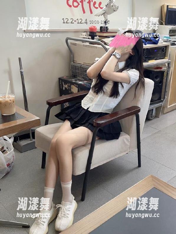 吾爱黑料吃瓜网 用ios玩吾爱黑料吃瓜网,你能不能不练习八级翻转!?