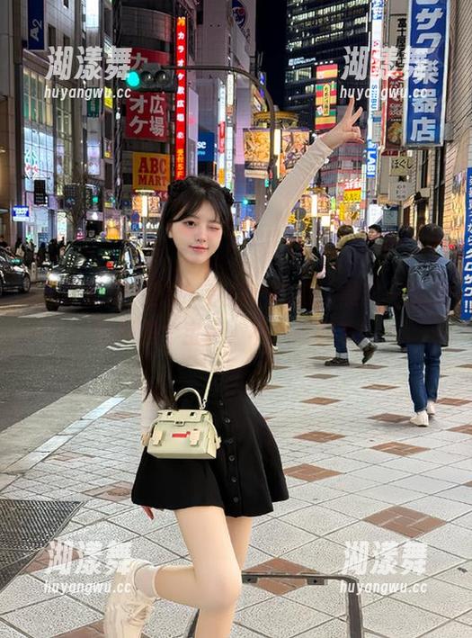 国产吃瓜 登录一次国产吃瓜,黑料一区二区真是个宝藏,不心动都难!