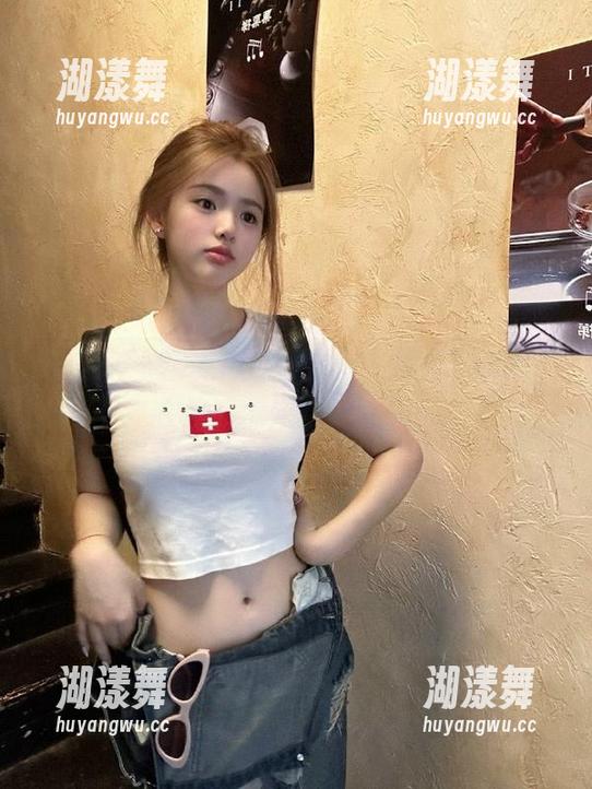 吃瓜不分时间，娱乐718.sx在线陪你闲聊一整天！