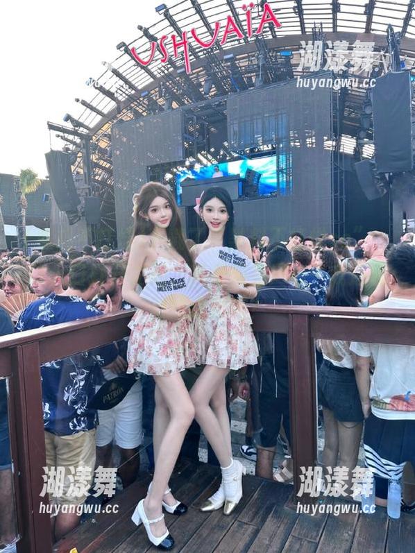 下载了“黑料不打烊so”，这入口打开之后，真是应有尽有…我还有别的选择吗？