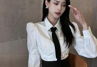 有点小心脏不适，黑料正能量首页突然蹦出“index.php”，我媳妇也不太想帮我消化这信息…