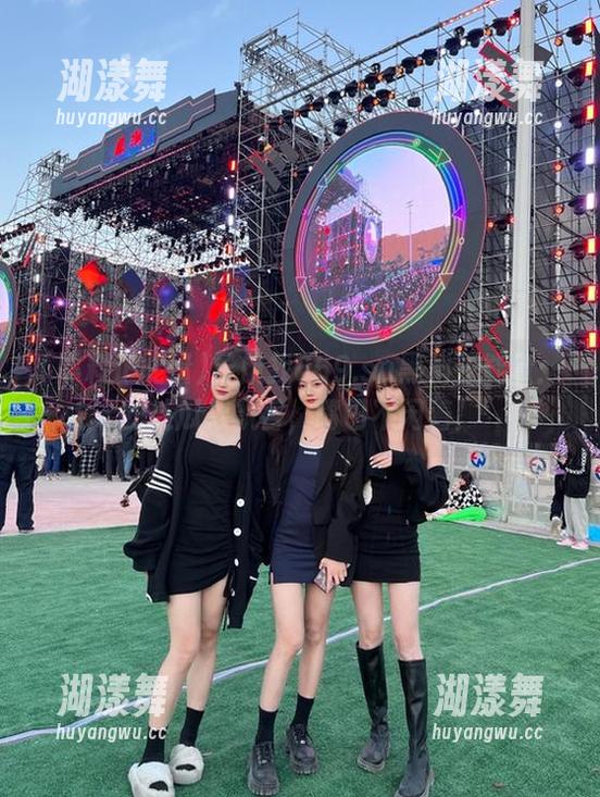 导航找669.su黑料正能量：此处瓜果飘香，嘴巴不闲着！