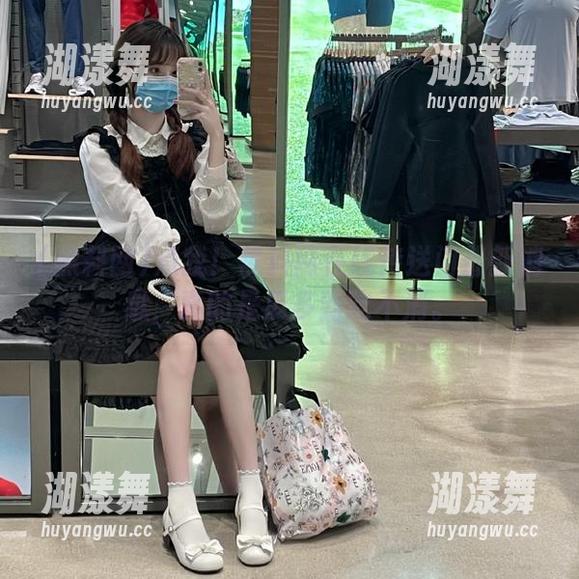 点我！黑料网在线传送门最新消息，真的是瓜多到吃不消。