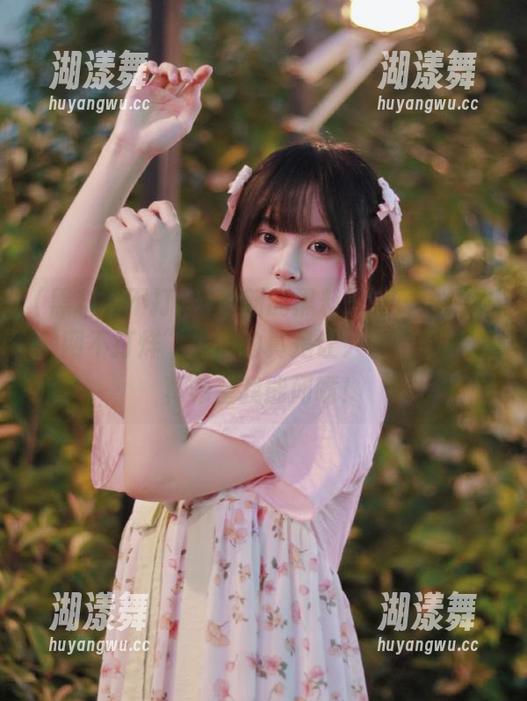 最新的黑料又来了！“黑料网不打烊”发布的真是让人欲罢不能，真希望我能闭嘴！