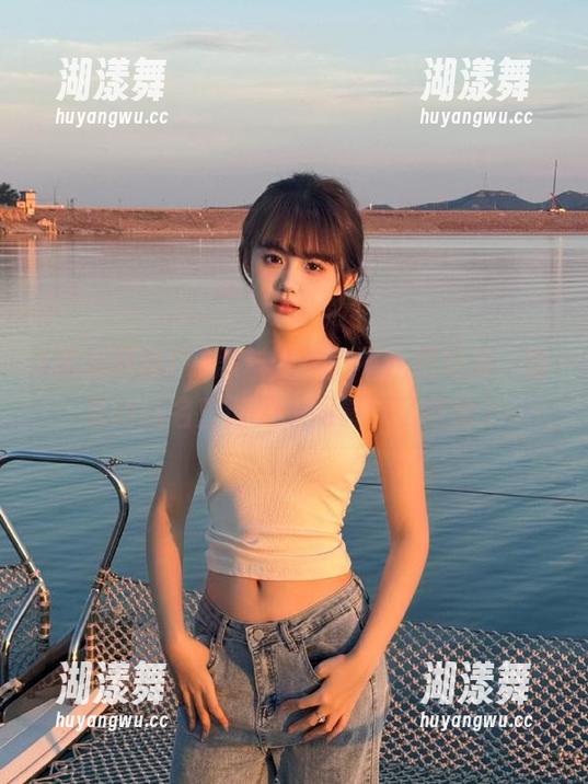 黑料网曝门不止是吃瓜，首页的域名查询无意间暴露了些啥？